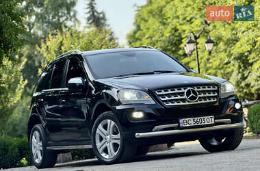 Внедорожник / Кроссовер Mercedes-Benz M-Class 2009 в 