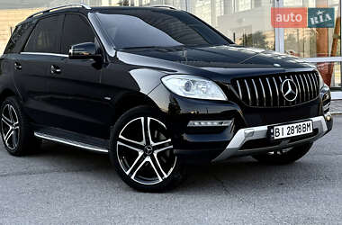 Внедорожник / Кроссовер Mercedes-Benz M-Class 2012 в 
