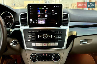 Внедорожник / Кроссовер Mercedes-Benz M-Class 2012 в 