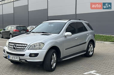 Позашляховик / Кросовер Mercedes-Benz M-Class 2005 в Івано-Франківську