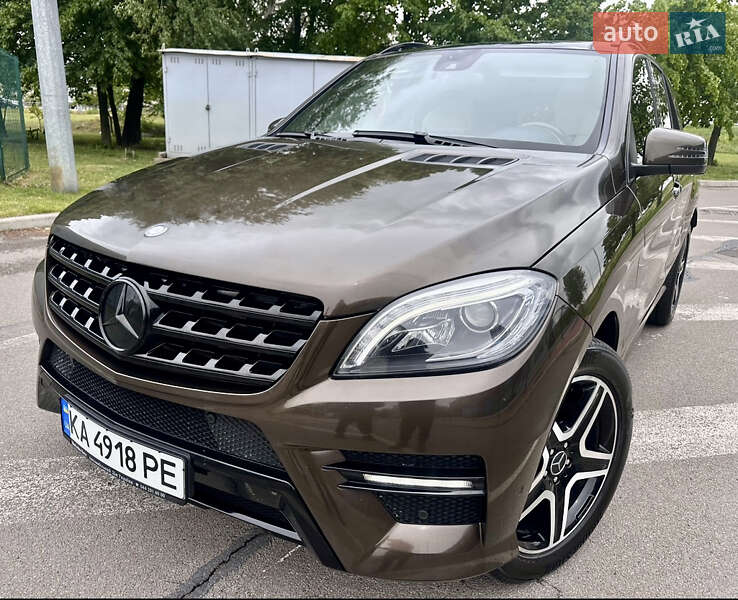 Mercedes-Benz M-Class 2011