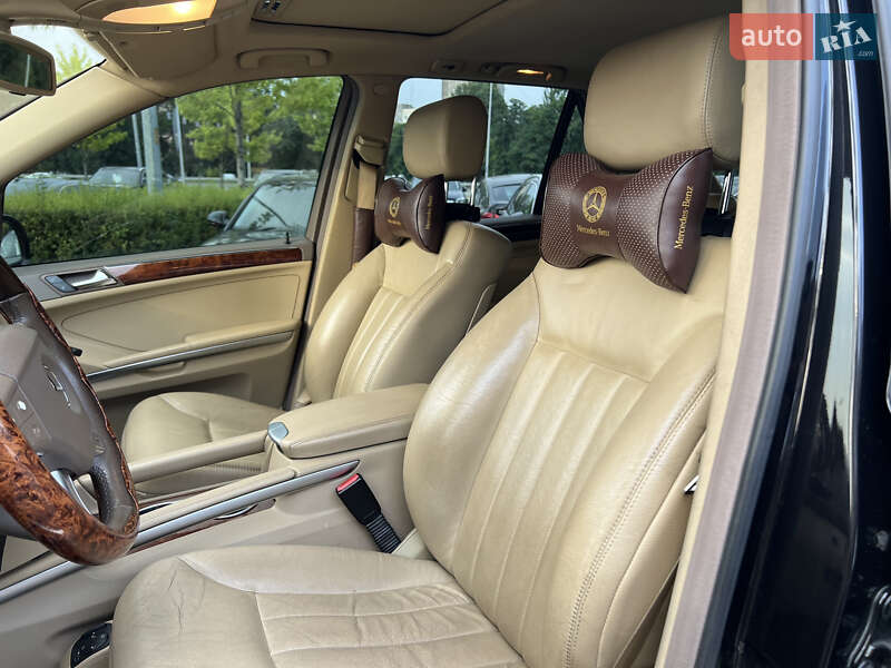 Внедорожник / Кроссовер Mercedes-Benz M-Class 2006 в Киеве