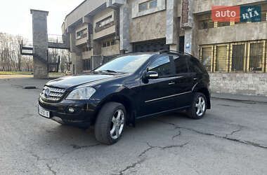 Внедорожник / Кроссовер Mercedes-Benz M-Class 2005 в Ивано-Франковске