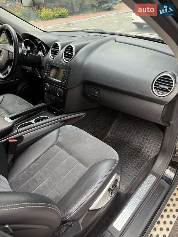 Внедорожник / Кроссовер Mercedes-Benz M-Class 2007 в Киеве фото 15 Внедорожник / Кроссовер Mercedes-Benz M-Class 2007 в Киеве