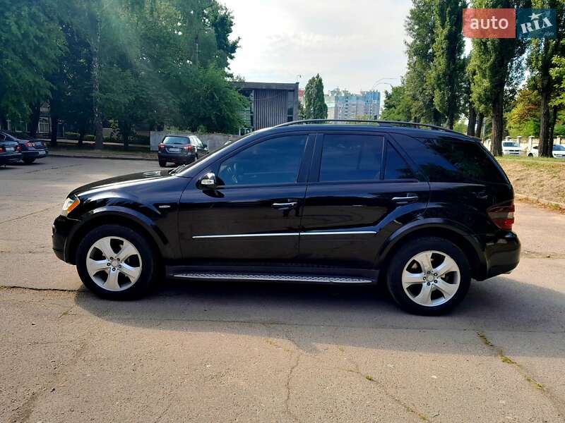 Mercedes-Benz M-Class 2008