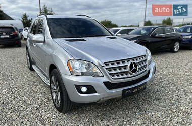Внедорожник / Кроссовер Mercedes-Benz M-Class 2010 в 