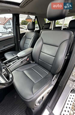 Внедорожник / Кроссовер Mercedes-Benz M-Class 2010 в 