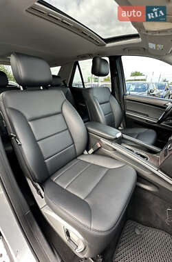 Внедорожник / Кроссовер Mercedes-Benz M-Class 2010 в 