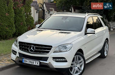 Mercedes-Benz M-Class 2011