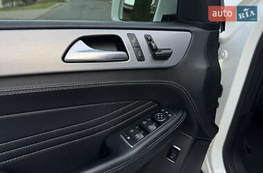 Внедорожник / Кроссовер Mercedes-Benz M-Class 2011 в 