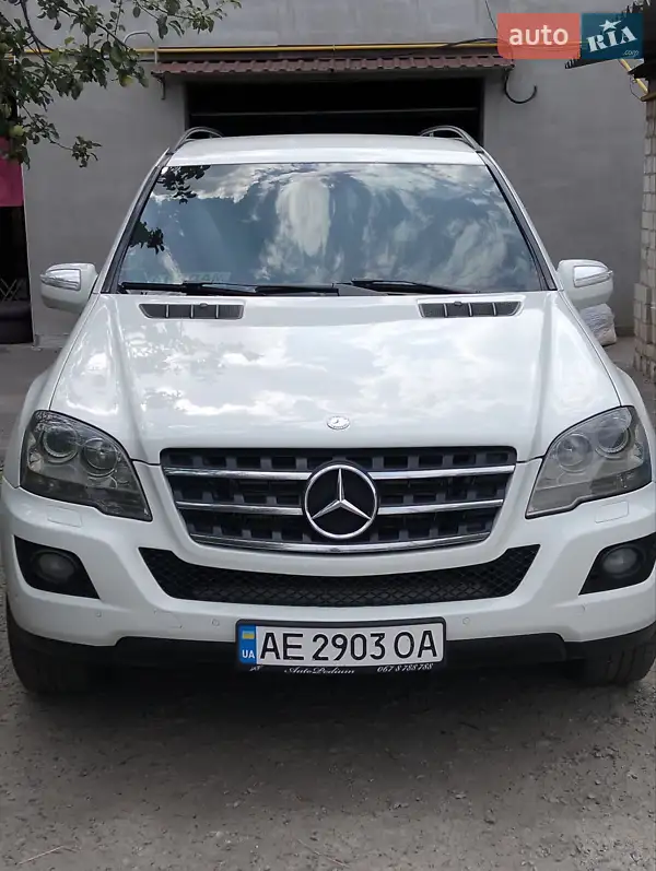 Mercedes-Benz M-Class