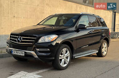 Внедорожник / Кроссовер Mercedes-Benz M-Class 2015 в 