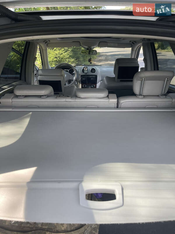 Внедорожник / Кроссовер Mercedes-Benz M-Class 2007 в Ирпене