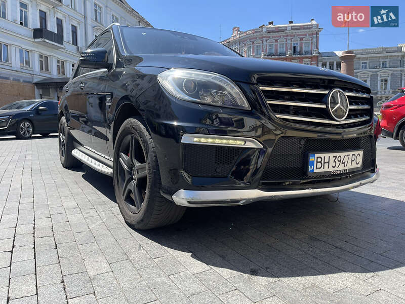 Mercedes-Benz M-Class 2012