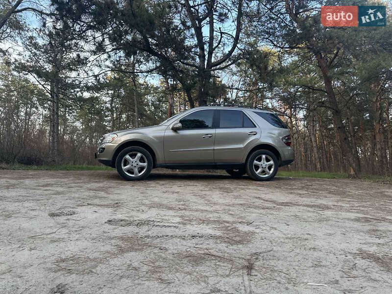 Внедорожник / Кроссовер Mercedes-Benz M-Class 2007 в Запорожье