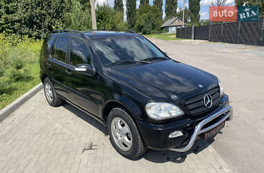 Внедорожник / Кроссовер Mercedes-Benz M-Class 2004 в Клевани