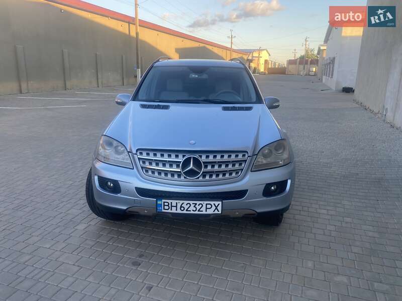 Внедорожник / Кроссовер Mercedes-Benz M-Class 2007 в Одессе