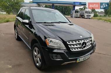 Внедорожник / Кроссовер Mercedes-Benz M-Class 2010 в 