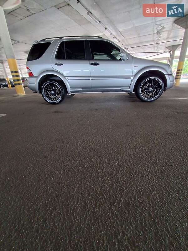 Внедорожник / Кроссовер Mercedes-Benz M-Class 1999 в Харькове
