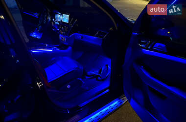 Внедорожник / Кроссовер Mercedes-Benz M-Class 2014 в 