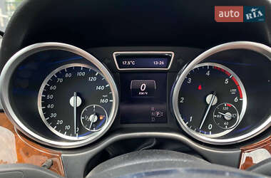 Внедорожник / Кроссовер Mercedes-Benz M-Class 2013 в 