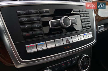Внедорожник / Кроссовер Mercedes-Benz M-Class 2013 в 