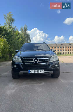 Внедорожник / Кроссовер Mercedes-Benz M-Class 2009 в 