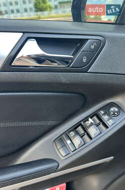 Внедорожник / Кроссовер Mercedes-Benz M-Class 2009 в 