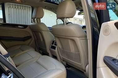 Внедорожник / Кроссовер Mercedes-Benz M-Class 2012 в 