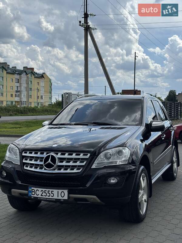 Внедорожник / Кроссовер Mercedes-Benz M-Class 2009 в Радехове фото 5 Внедорожник / Кроссовер Mercedes-Benz M-Class 2009 в Радехове