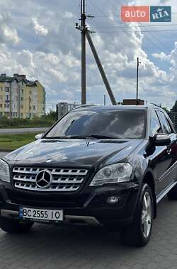 Позашляховик / Кросовер Mercedes-Benz M-Class 2009 в 
