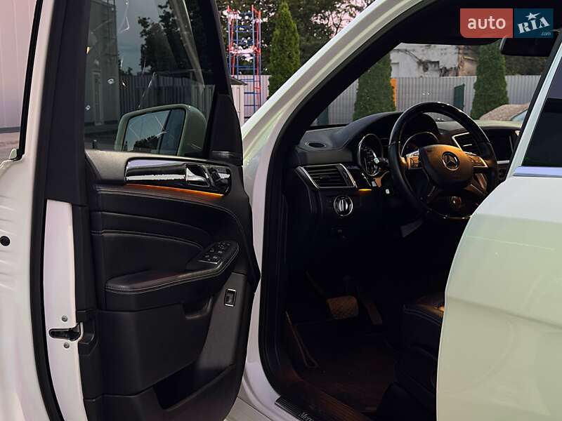 Внедорожник / Кроссовер Mercedes-Benz M-Class 2012 в Одессе