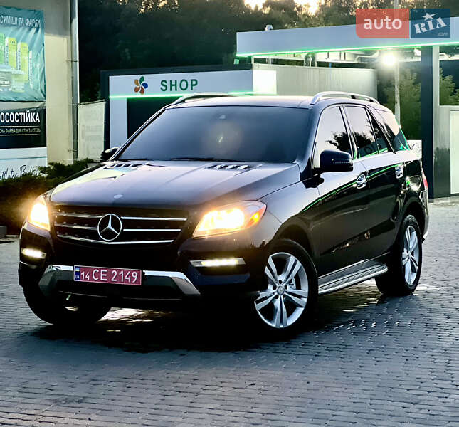Позашляховик / Кросовер Mercedes-Benz M-Class 2014 в Самборі