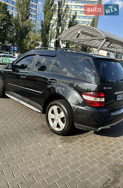 Внедорожник / Кроссовер Mercedes-Benz M-Class 2008 в 