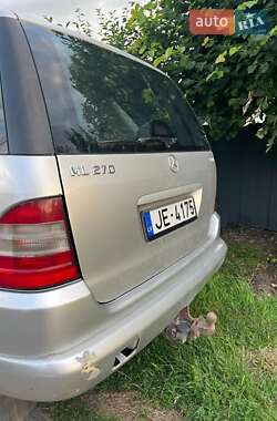 Внедорожник / Кроссовер Mercedes-Benz M-Class 2001 в 