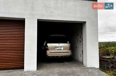Внедорожник / Кроссовер Mercedes-Benz M-Class 2004 в 