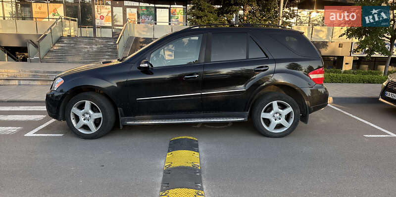 Mercedes-Benz M-Class 2007