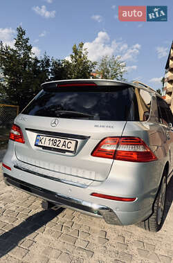 Внедорожник / Кроссовер Mercedes-Benz M-Class 2014 в 