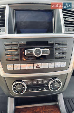 Внедорожник / Кроссовер Mercedes-Benz M-Class 2014 в 
