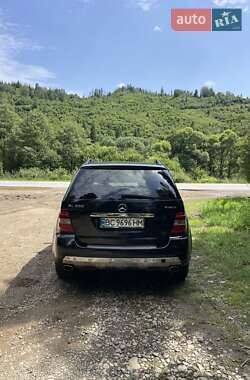 Внедорожник / Кроссовер Mercedes-Benz M-Class 2008 в 