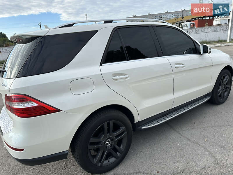 Внедорожник / Кроссовер Mercedes-Benz M-Class 2012 в Днепре