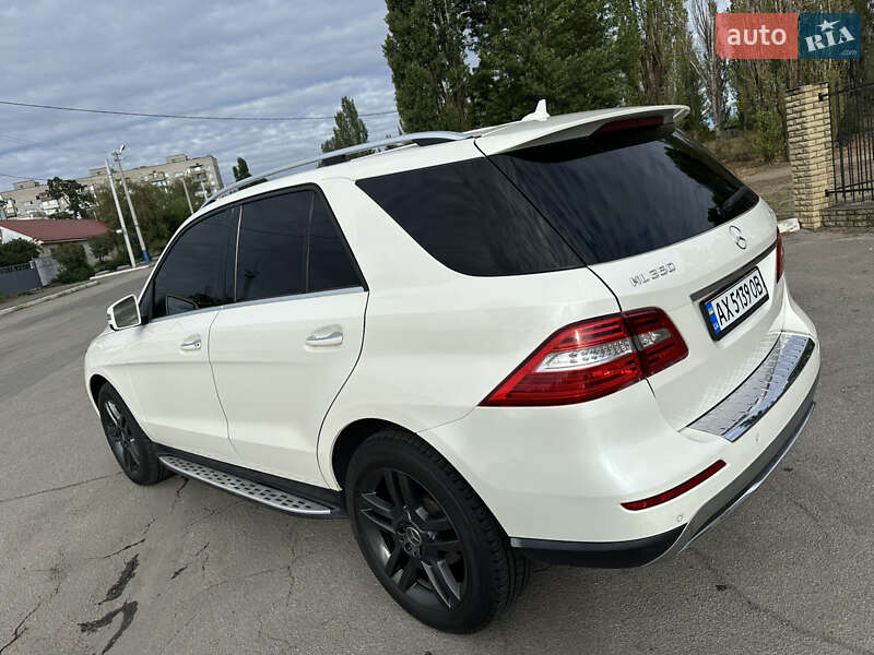 Внедорожник / Кроссовер Mercedes-Benz M-Class 2012 в Днепре