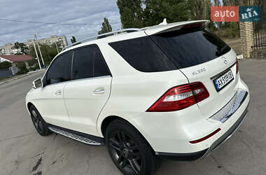 Внедорожник / Кроссовер Mercedes-Benz M-Class 2012 в 