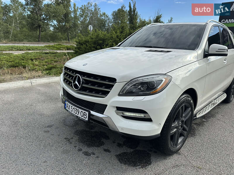 Внедорожник / Кроссовер Mercedes-Benz M-Class 2012 в Днепре