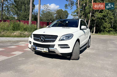 Внедорожник / Кроссовер Mercedes-Benz M-Class 2013 в Житомире