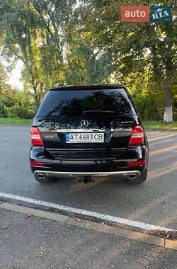Внедорожник / Кроссовер Mercedes-Benz M-Class 2011 в 