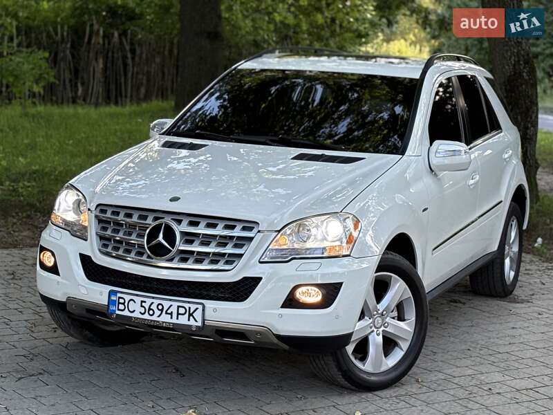 Внедорожник / Кроссовер Mercedes-Benz M-Class 2009 в Львове