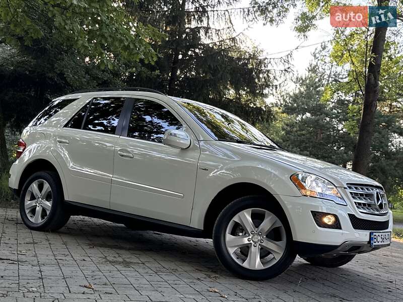 Внедорожник / Кроссовер Mercedes-Benz M-Class 2009 в Львове