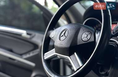 Внедорожник / Кроссовер Mercedes-Benz M-Class 2009 в 