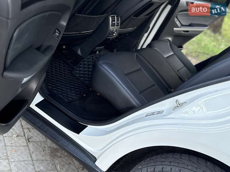 Внедорожник / Кроссовер Mercedes-Benz M-Class 2009 в Львове